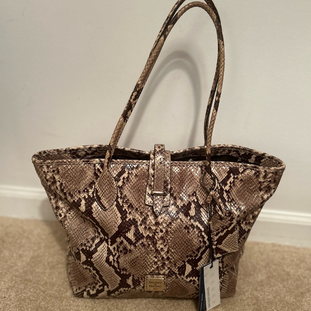 Designer Dooney & Bourke Snakeskin Pattern Cindy Tote Bag in Brown New - Picture 12 of 16